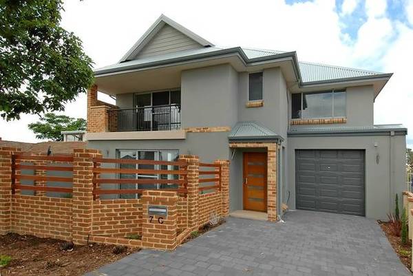 PRICED TO SELL, SELL, SELL!! Picture 1