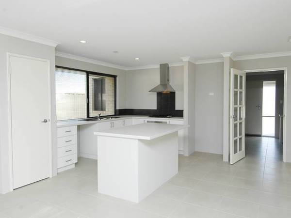 Dale Alcock Home Picture 2