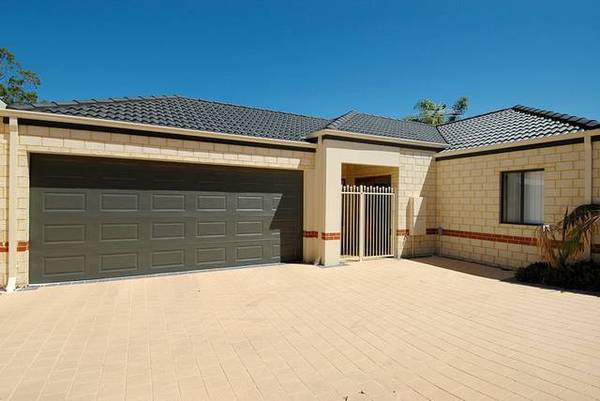 STYLE & SUBSTANCE Picture 1