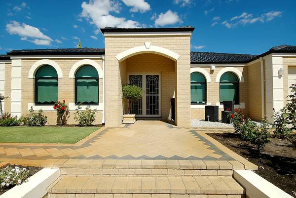 THE SELLER WANTS IT GONE!!! Picture 3