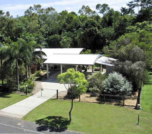 IS THIS THE CHEAPEST ACREAGE IN GORDONVALE? Picture 2