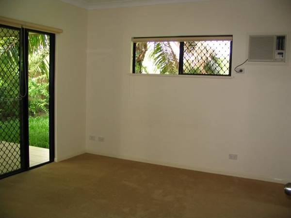 KEWARRA BEACH Picture 3