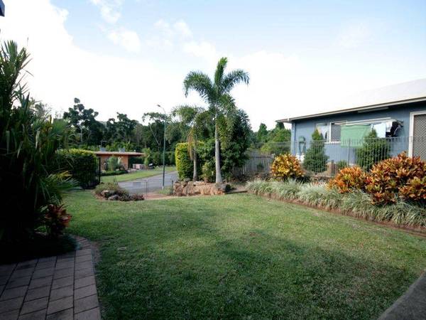 Offers over $420,000. MUST BE SOLD THIS WEEKEND! Picture 3