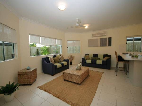 Light and Spacious Picture 1