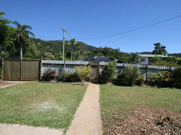 THIS PROPERTY IS NOW BELOW MARKET COSTS Picture 2