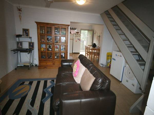 CONTRACT CRASHED - I'm back on the market!!! Picture