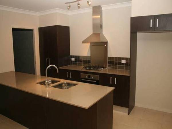 Superior Executive Duplex close to Beach Picture