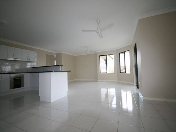 262SQM UNDER ROOF! Picture 262SQM UNDER ROOF! Picture