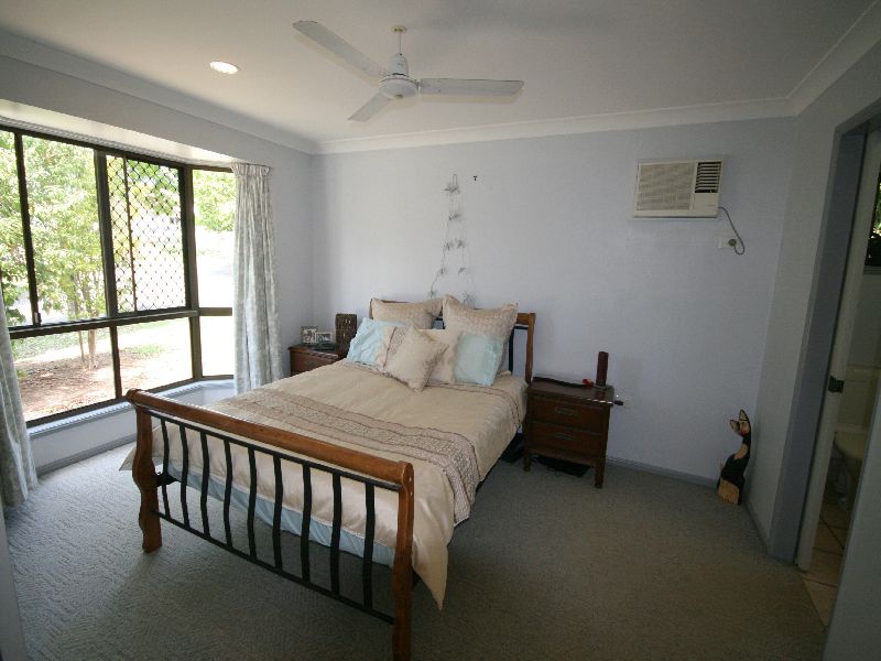 QUALITY HOME READY FOR YOU TO MOVE IN! Picture 3