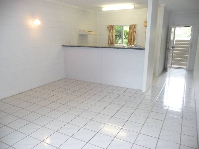 Manunda Unit Picture 3