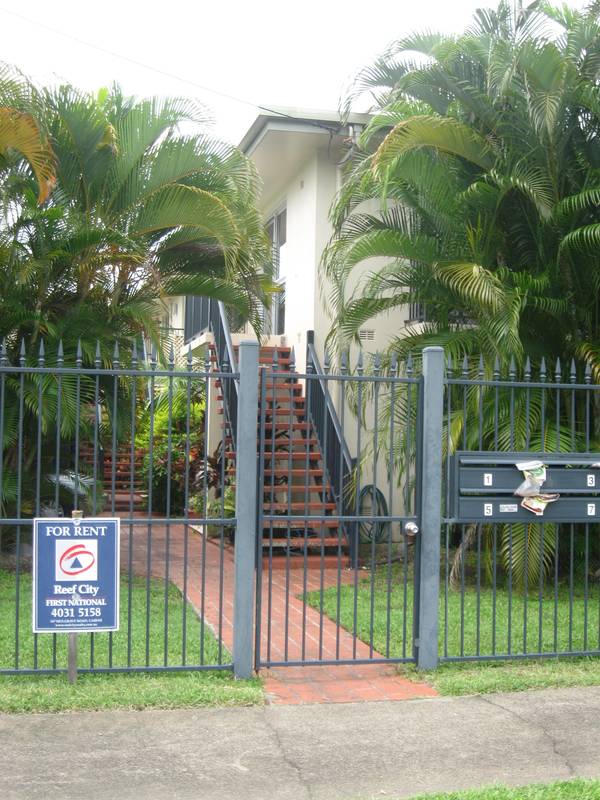 RENOVATED EDGE HILL UNIT Picture