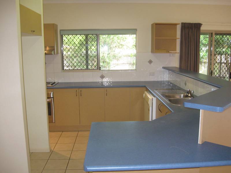 FOREST GARDENS ROOMY 4BRM + OFFICE Picture