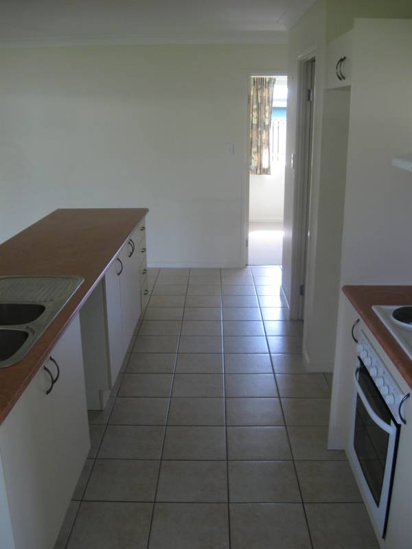 Looking for a quiet neighbour hood in Edmonton? Picture