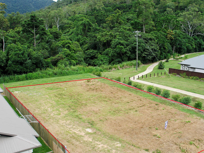 REDLYNCH LAND... BACKING ONTO CREEK, OVER 700SQM Picture 2