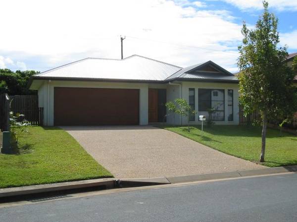 FOREST GARDENS Picture 1