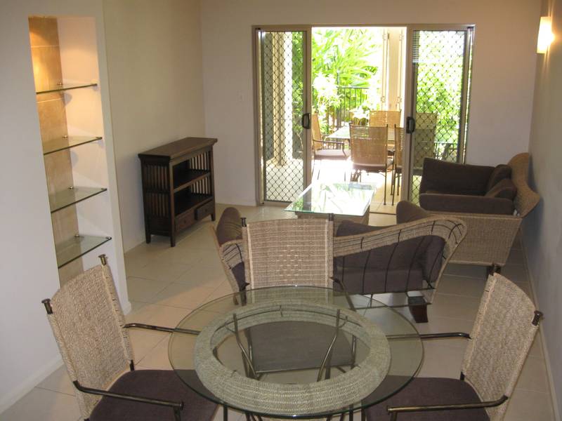 Manoora Unit Picture 3