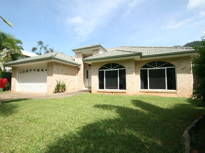 REDLYNCH - 4 BEDROOMS + OFFICE + POOL Picture