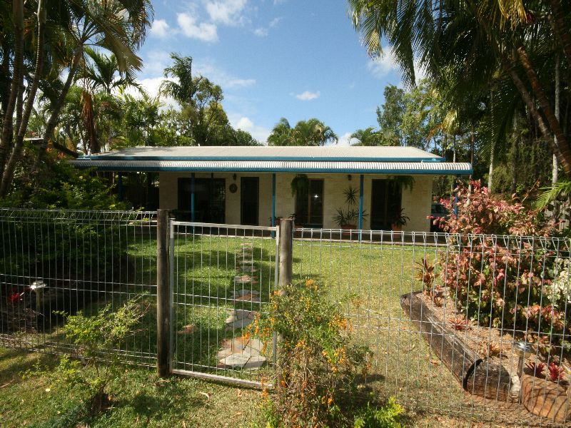 PRICE REDUCED BY $50,000!!!... MAKE AN OFFER TODAY!!! Picture 2