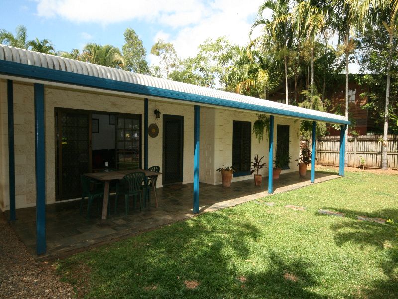 PRICE REDUCED BY $50,000!!!... MAKE AN OFFER TODAY!!! Picture 3