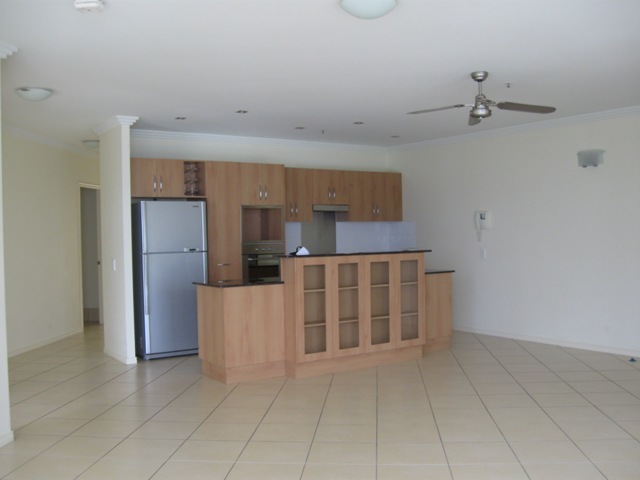Furnished or Unfurnished High Rise Apartment Picture 2