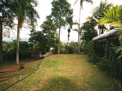 PRIVACY WITH VIEWS, LIFESTYLE AND SECURITY Picture