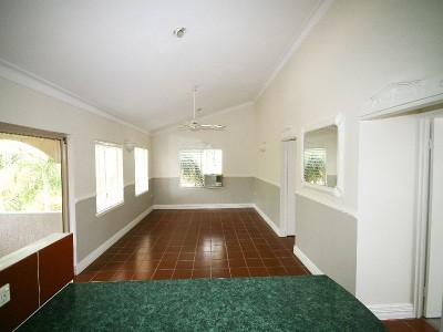FABULOUS FIRST HOME READY TO MOVE IN NOW!!! Picture