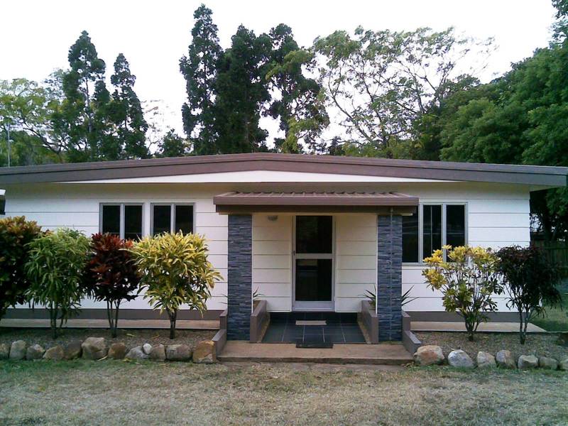 URGENT SALE.....ALL OFFERS WILL BE PRESENTED.. Picture 3