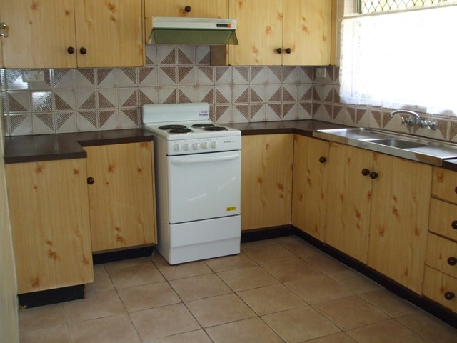 Manoora House Picture 1