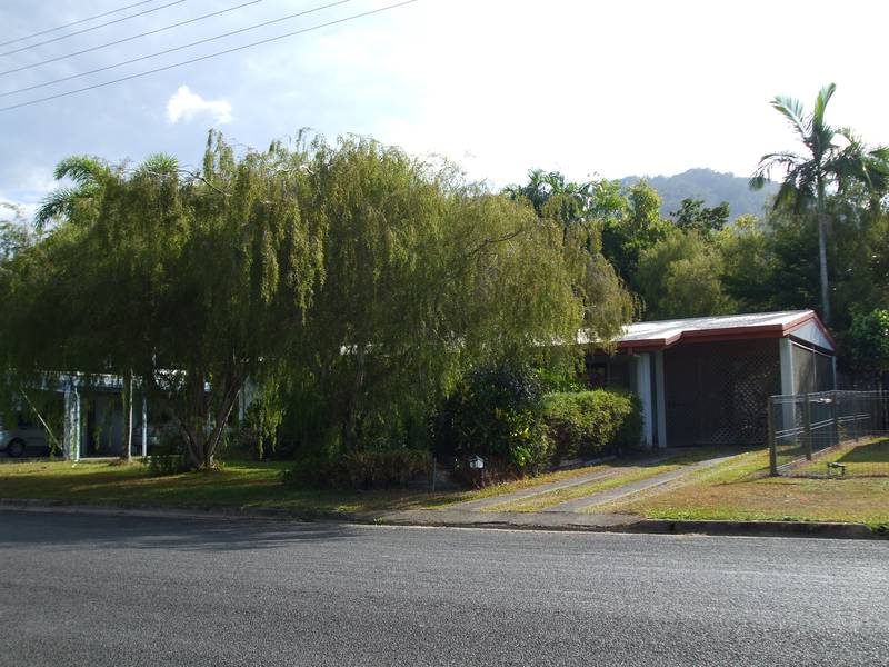 Manoora House Picture 3