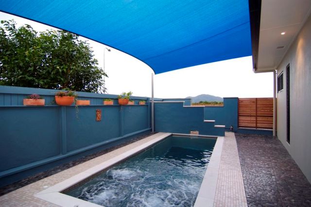 LIVE IN LUXURY, WORK IN STYLE Picture 2