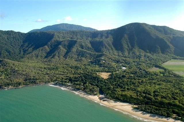 Beachfront in Beautiful Oak Beach Picture 2