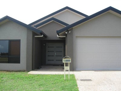 Amazing 3 Bedroom Home with Hill Views Picture Amazing 3 Bedroom Home with Hill Views Picture