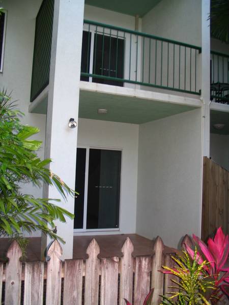 FRESHWATER TOWNHOUSE Picture 2