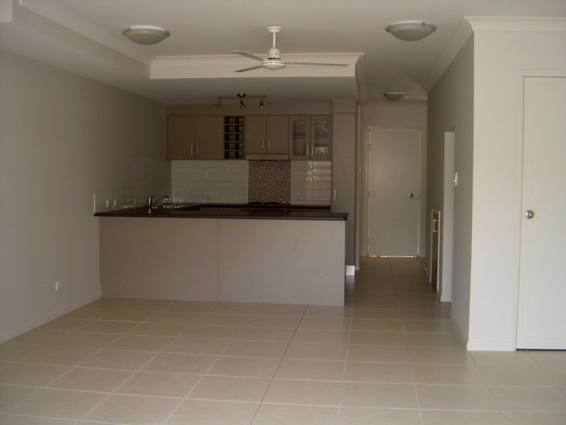 REDLYNCH TOWNHOUSE Picture 2