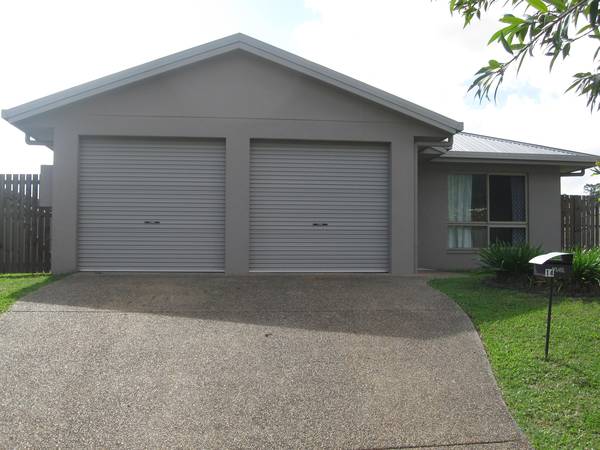 A VERY MERRY CHRISTMAS SPECIAL @ $280.00 per week for first 3 months Picture 1