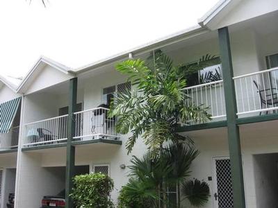 A 3 Bedroom Townhouse Offering Space & Style Picture