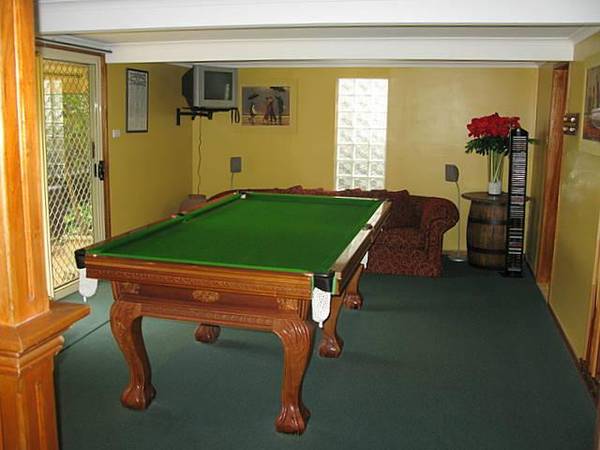 IMMACULATE FAMILY HOME Picture 3