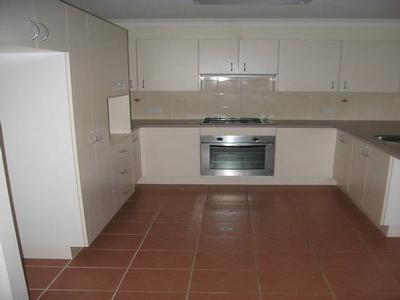 OPEN FOR INSPECTION WEDNESDAY 3 MARCH @ 4:30 TO 4:40 Picture OPEN FOR INSPECTION WEDNESDAY 3 MARCH @ 4:30 TO 4:40 Picture