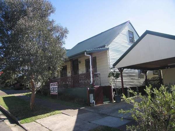 'CIRCA 1880' Picture 1