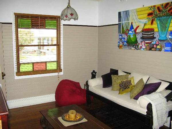 'CIRCA 1880' Picture 2