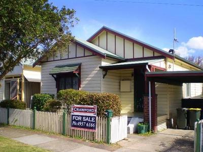 A GOLDEN OLDIE! Picture A GOLDEN OLDIE! Picture