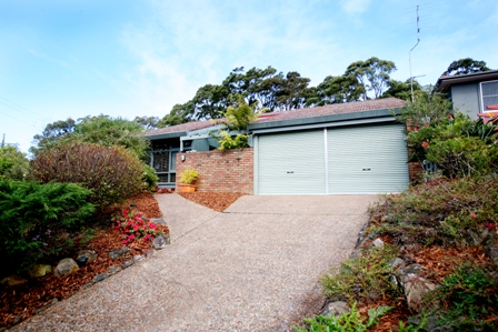 QUALITY BRICK RESIDENCE WITH LUXURY INCLUSIONS Picture