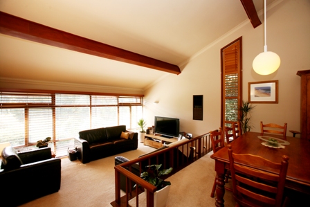 QUALITY BRICK RESIDENCE WITH LUXURY INCLUSIONS Picture