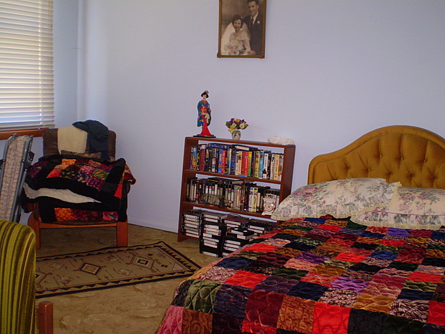 CONVENIENT LOCATION! Picture