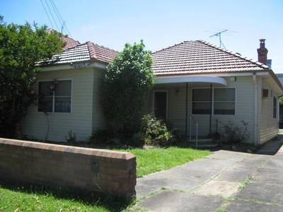 CONVENIENT LOCATION Picture CONVENIENT LOCATION Picture