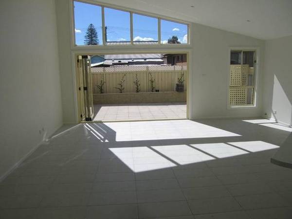 BRAND NEW AND IMMACULATE! Picture BRAND NEW AND IMMACULATE! Picture