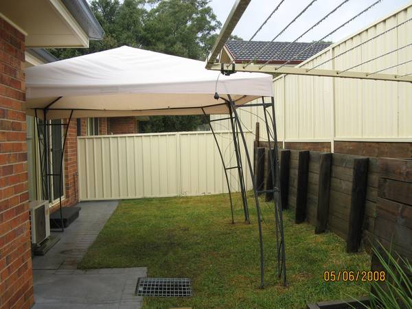 IMMACULATE EXECUTIVE TOWNHOUSE Picture 2