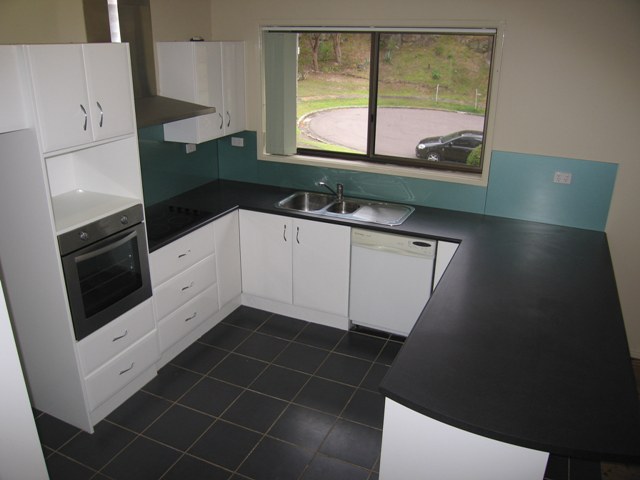 QUIET, PEACEFUL CUL-DE-SAC Picture 2