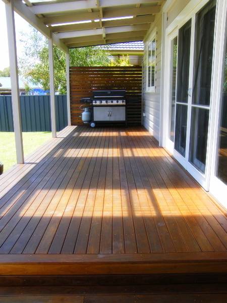 STYLE & CHARM UNITE! Picture 2