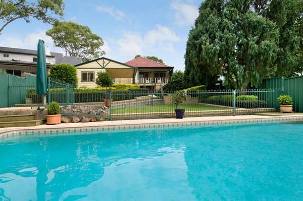 EXPECT TO BE IMPRESSED Picture